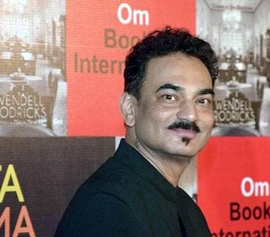 वेंडेल रॉड्रिक्स के अंतिम संस्कार में पहुंचे अरशद वारसी, नदारद रहे स्टार्स