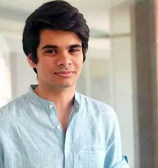 ये हैं प्रियंका गांधी के बेटे, मामा राहुल की तरह रखते हैं इन चीजों का शौक