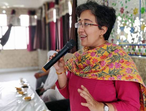 ऑक्सफोर्ड रिटर्न आतिशी ने कैसे बदली दिल्ली के सरकारी स्कूलों की तस्वीर