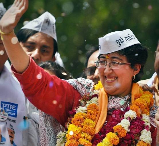 ऑक्सफोर्ड रिटर्न आतिशी ने कैसे बदली दिल्ली के सरकारी स्कूलों की तस्वीर