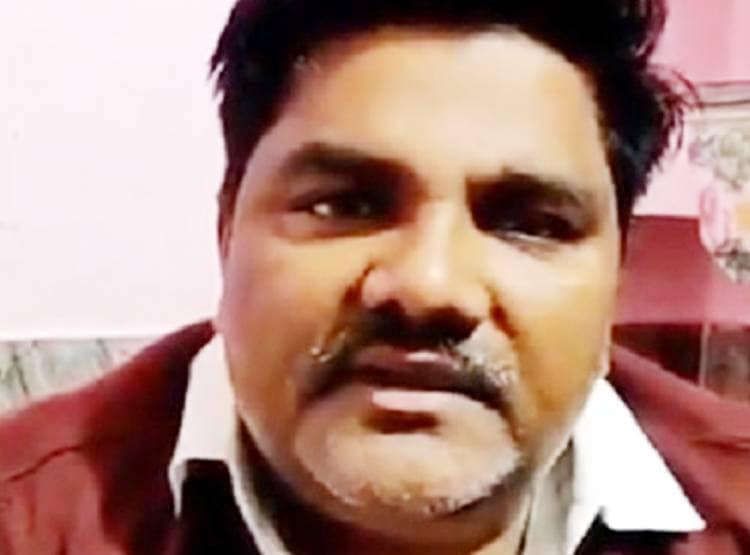 छत पर मिले पत्थर-पेट्रोल बम, ताहिर हुसैन बोले- मेरे घर का दुरुपयोग किया गया