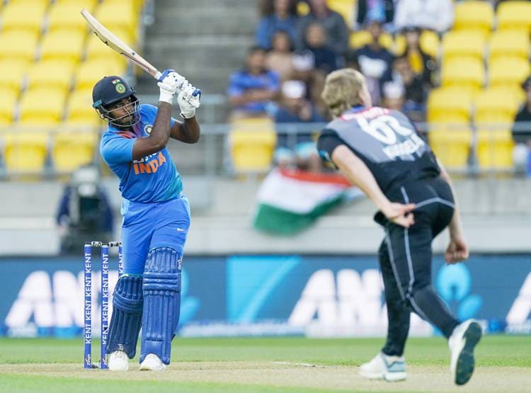 पंत के बाद अब सैमसन ने गंवाए मौके, टीम इंडिया में वापसी मुश्किल?