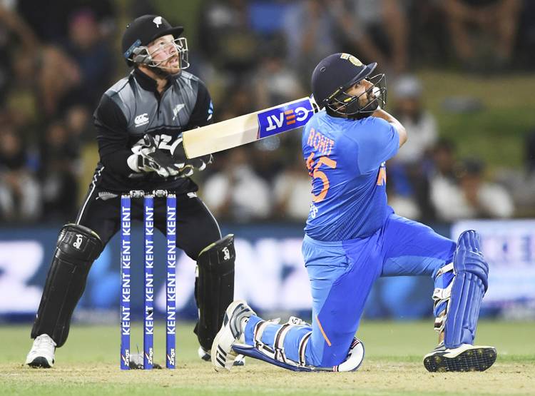 IND vs NZ: बुमराह के सामने बेबस दिखे कीवी बल्लेबाज, 5-0 से करारी शिकस्त