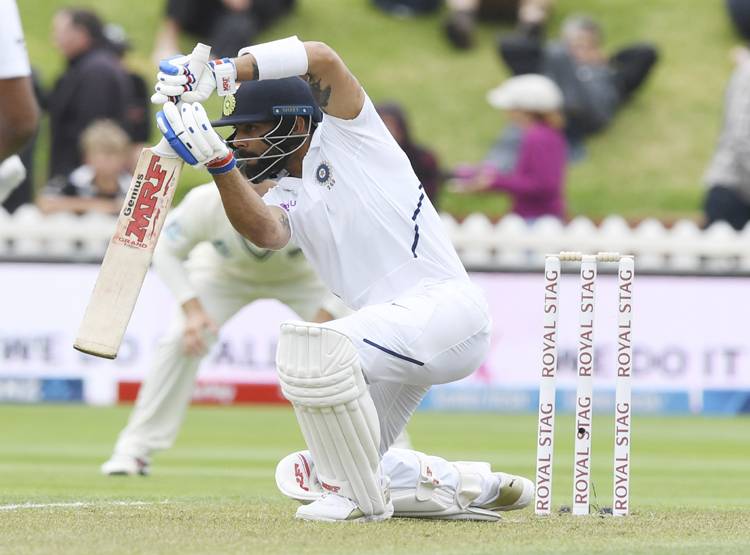 वेलिंग्टन में बल्लेबाजों ने किया बेड़ा गर्ग, पर्थ की हार याद दिला दी