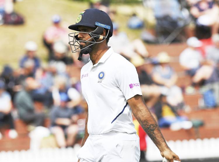 कोहली की कप्तानी पर लक्ष्मण ने उठाए सवाल, इस गलती से टेके घुटने