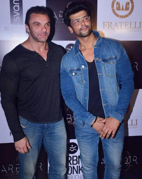 TV एक्टर कुशाल टंडन ने खोला रेस्टोरेंट, पहुंचे सोहेल खान-सिद्धार्थ शुक्ला