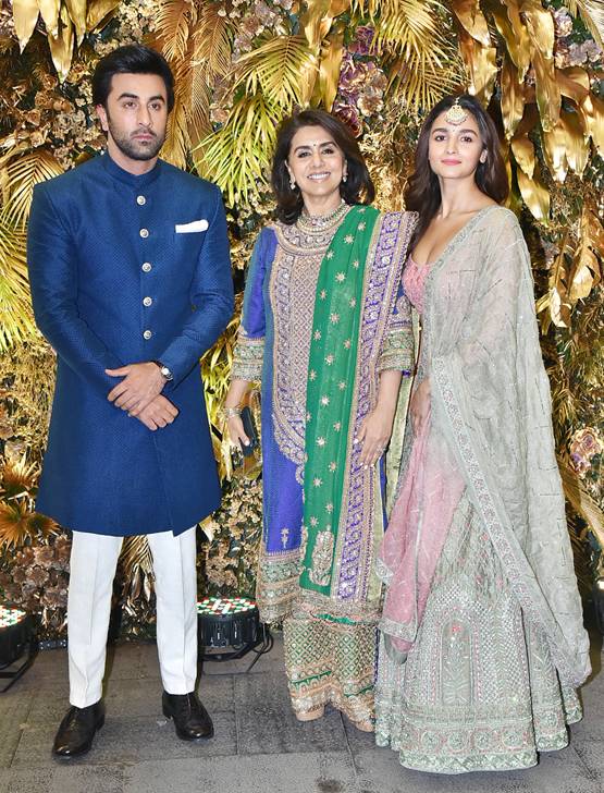 जल्द कपूर खानदान की बहू बनेंगी आलिया, नीतू-रणबीर संग एंट्री कर रही इशारा