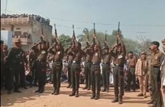 चिता पर शहीद का शव, बहन ने ओढ़नी फाड़कर बांधी राखी, मासूम ने दी मुखाग्नि