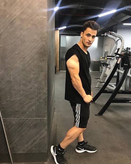 आसिम रियाज को बिग बॉस ने बताया घर का असली हीरो, क्या जीतेंगे शो?