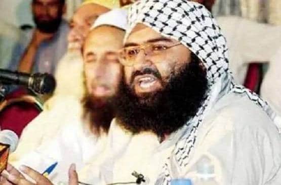 हाफिज को सजा-मसूद गुमशुदा, क्या FATF में बैन से बच पाएगा PAK?