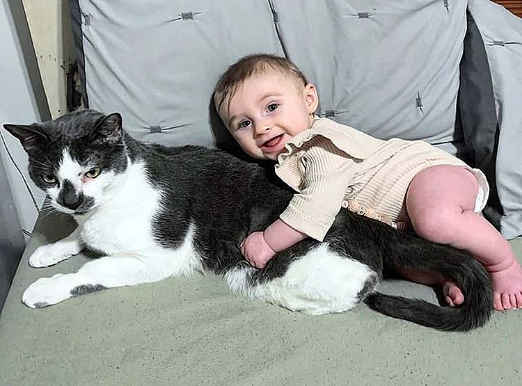 2 योनी-2 गर्भाशय...रेयर कंडिशन में इस महिला ने दिया बच्ची को जन्म