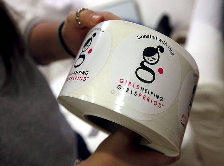 पीरियड्स चेक करने के लिए प्रिंसिपल ने उतरवाए लड़कियों के कपड़े, मचा बवाल