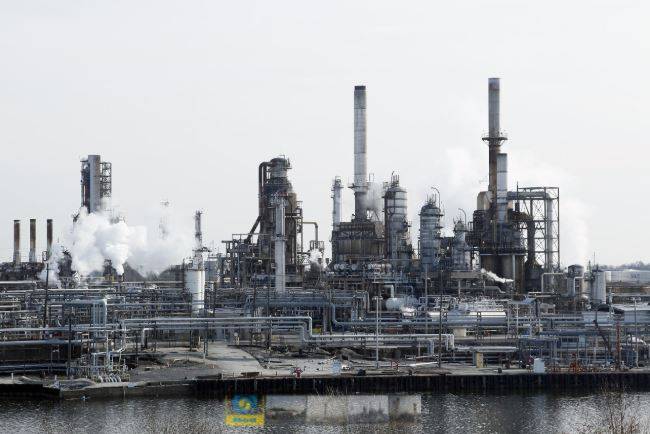 BPCL की बिक्री के लिए सरकार ने बढ़ाया एक और कदम, बोली के लिए मंजूरी