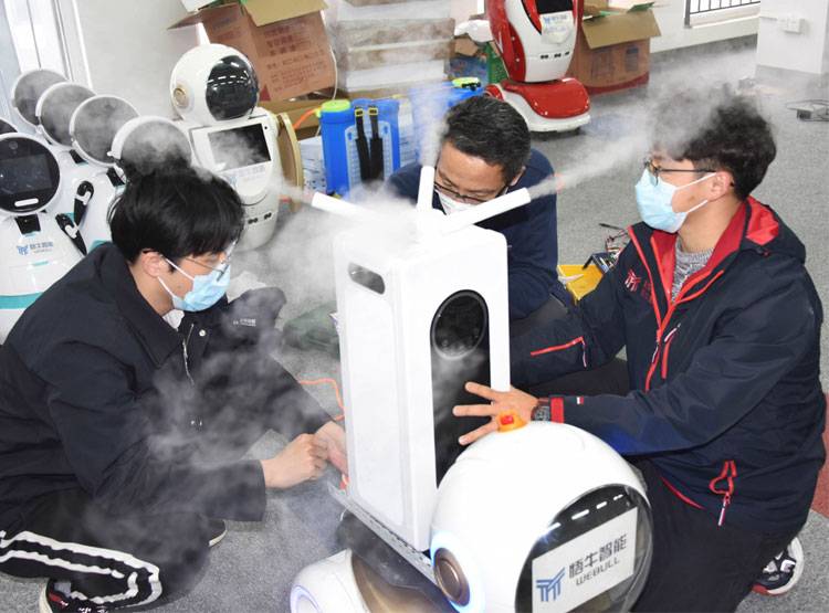 कोरोना से निपटने को चीन का बड़ा दांव, दूर होगी इकोनॉमी की सुस्‍ती?