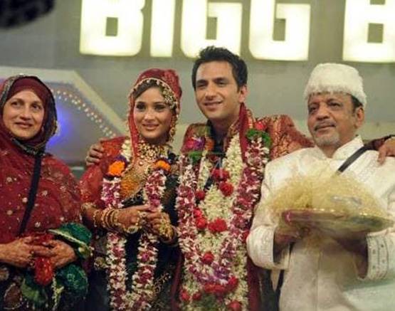 नहीं दुनिया का डर! नेशनल टीवी पर स्टार्स ने किया प्रपोज