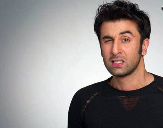 एक दौर में चेन स्मोकर्स थे ये बॉलीवुड स्टार्स, ऐसे छोड़ी स्मोकिंग की लत