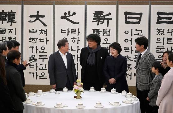 चीन में घटा कोरोना, अब इन दो देशों में तेजी से फैल रहा वायरस