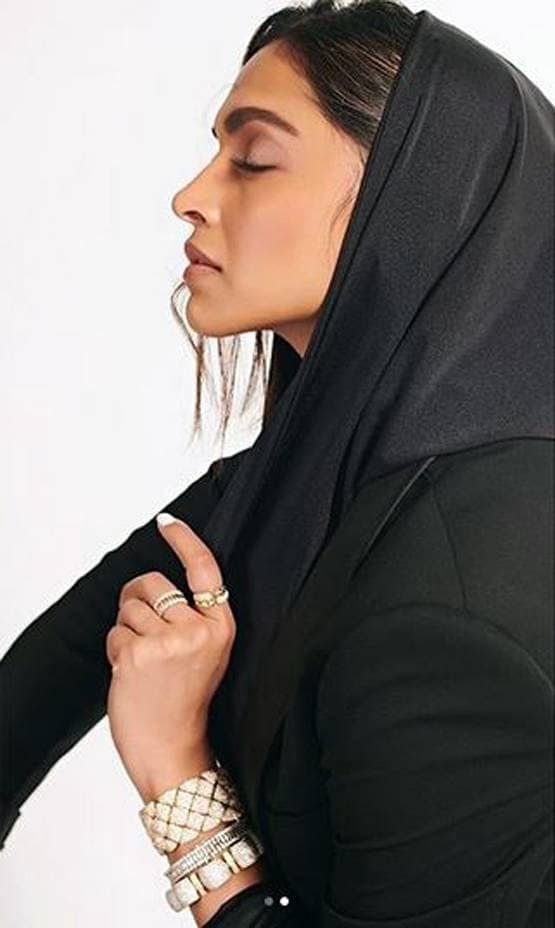 दीपिका के फैशन पर उठे सवाल, ट्रोल्स ने एक्ट्रेस के लुक को कहा डिजास्टर