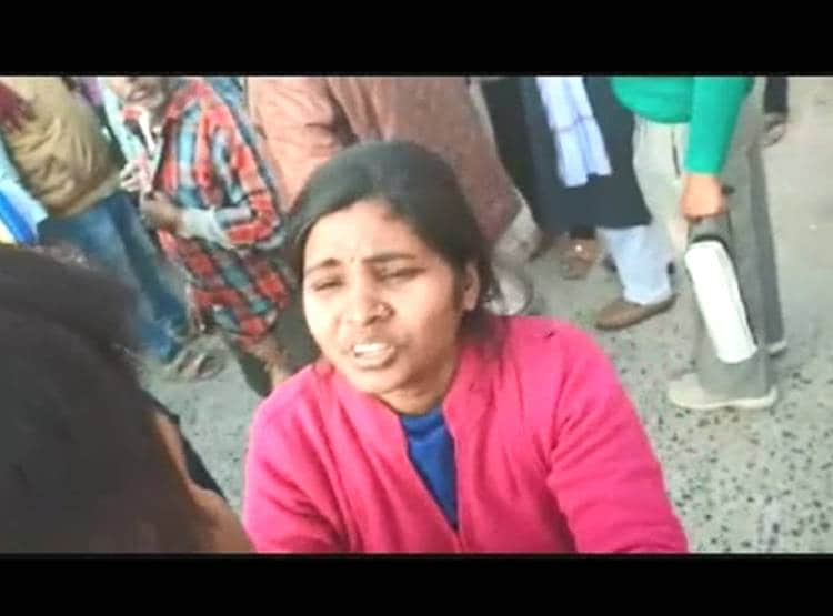 चाकू की नोक पर पत्नी करने लगी किडनैप, पत‍ि च‍िल्लाने लगा-बचाओ...बचाओ