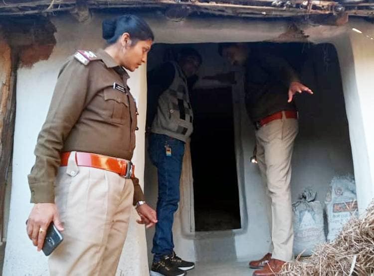 प्रेमी की कब्र पर सोती थी प्रेमिका, जब खुदाई हुई तो पुलिस भी दंग रह गई