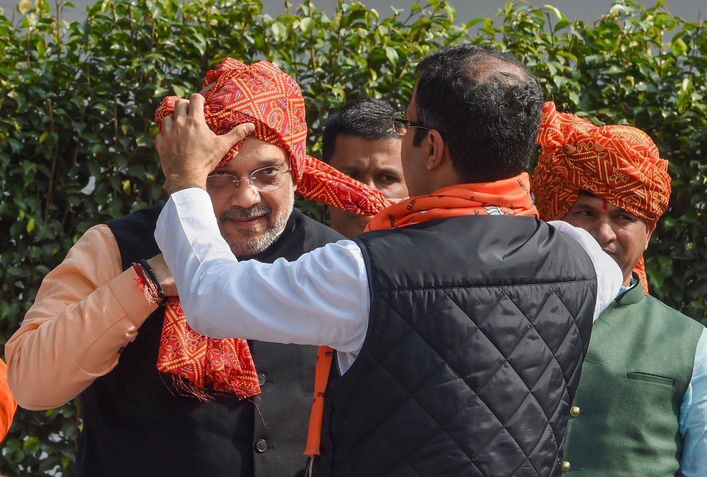 Delhi Election: रोजगार बना मुद्दा तो चुनावी जंग में जुबान भी फिसली