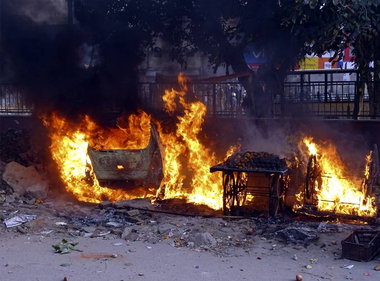 घर से बाहर न‍िकला इंजीन‍ियर, 100 कदम दूर ही सीने में पड़ी गोली