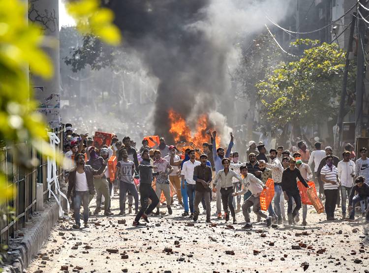 जाम से उठे बवाल से दिल्ली में फैली हिंसा, सामने आई अंदर की कहानी