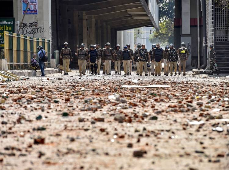 जाम से उठे बवाल से दिल्ली में फैली हिंसा, सामने आई अंदर की कहानी