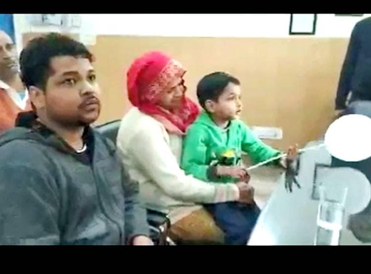 गलती से भेजा गर्लफ्रेंड का पर्सनल फोटो, मिली 1 करोड़ की ड‍िमांड...