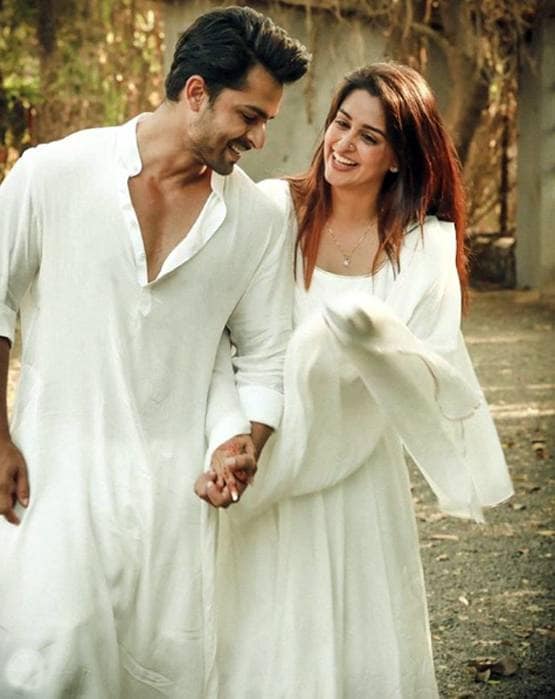 एनिवर्सरी पर इमोशनल हुए शोएब, पत्नी दीपिका के लिए लिखा स्पेशल नोट