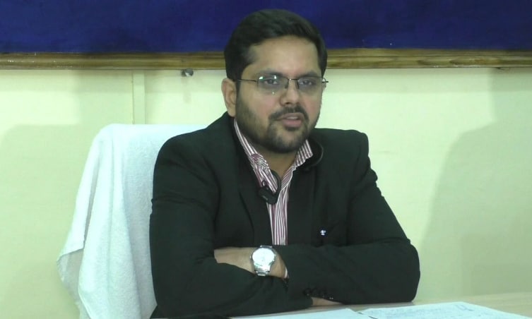 वाराणसी नगर निगम का फरमान, कुत्तों को भी मिलेगा अपना आई कार्ड