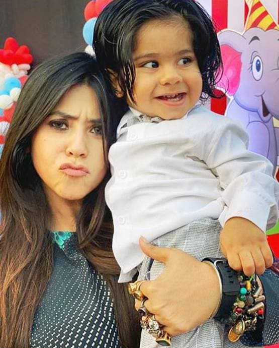 शिल्पा शेट्टी से पहले सरोगेसी से पैरेंट्स बने हैं ये बॉलीवुड स्टार्स