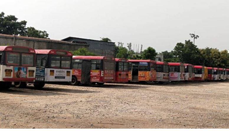 नहीं मिली लिफ्ट तो सरकारी बस चुराकर पहुंच गया अपनी मंजिल