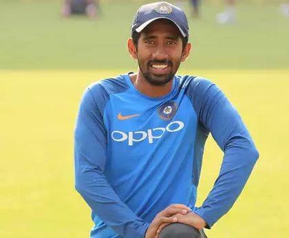 विकेटकीपिंग को लेकर पंत-साहा में टक्कर, किसे मिलेगा मौका?