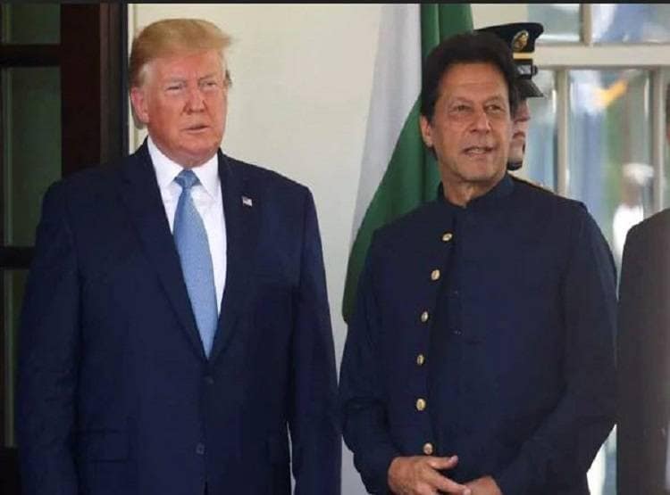 PAK को ब्लैकलिस्ट होने से अब सिर्फ बचा सकता है US, क्या करेंगे ट्रंप