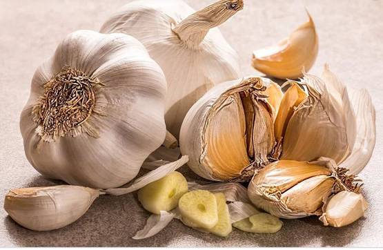 सेक्स ड्राइव को तेजी से बढ़ा सकती हैं खाने की ये 16 चीजें