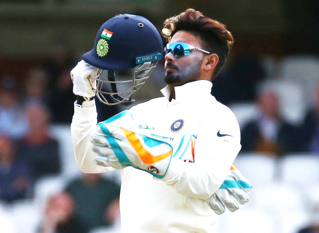 विकेटकीपिंग को लेकर पंत-साहा में टक्कर, किसे मिलेगा मौका?