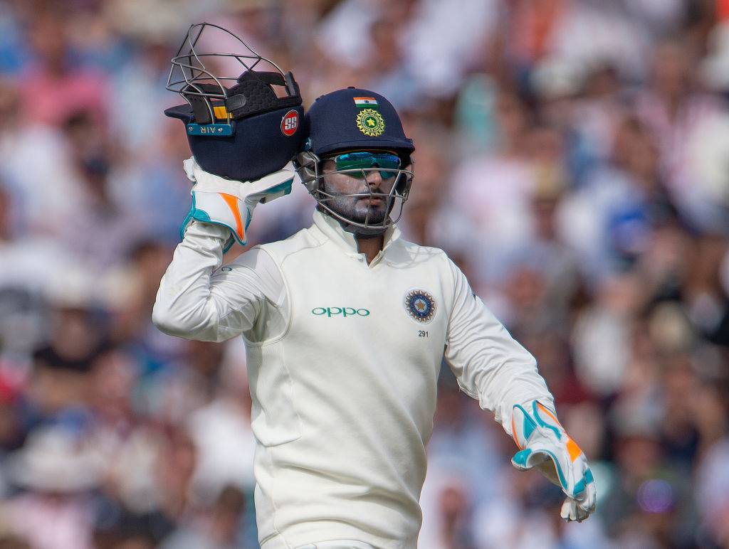 विकेटकीपिंग को लेकर पंत-साहा में टक्कर, किसे मिलेगा मौका?