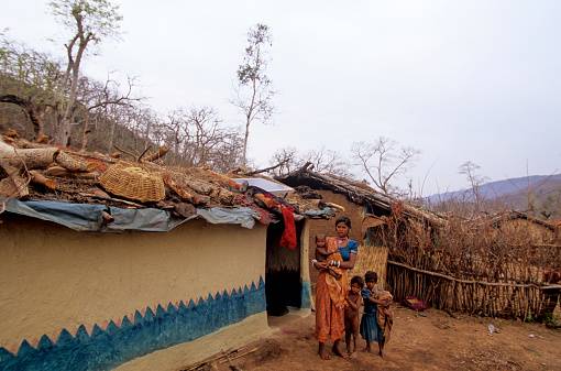 सोनभद्र में जहां मिला सोने का खजाना, वहां 10000 लोगों की जिंदगी बर्बाद