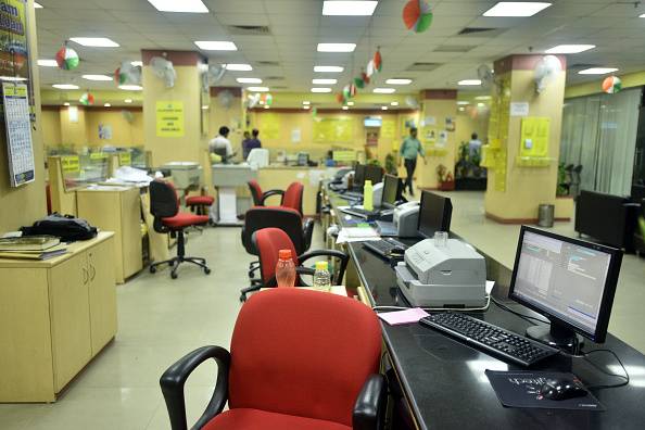 Zomato से मंगाया पिज्जा, कैंसिल किया तो खाते से निकल गए एक लाख रुपये