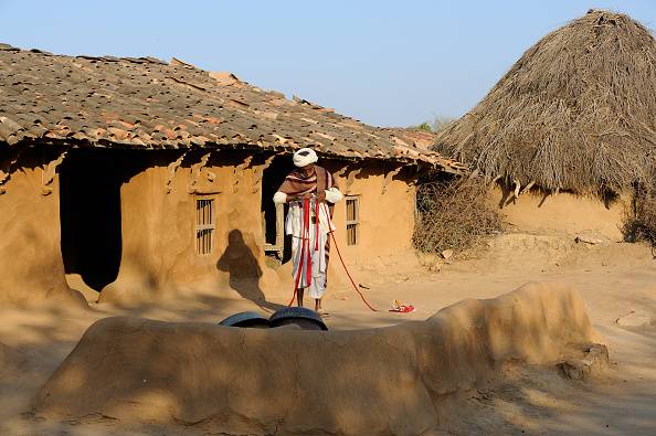 सोनभद्र में जहां मिला सोने का खजाना, वहां 10000 लोगों की जिंदगी बर्बाद