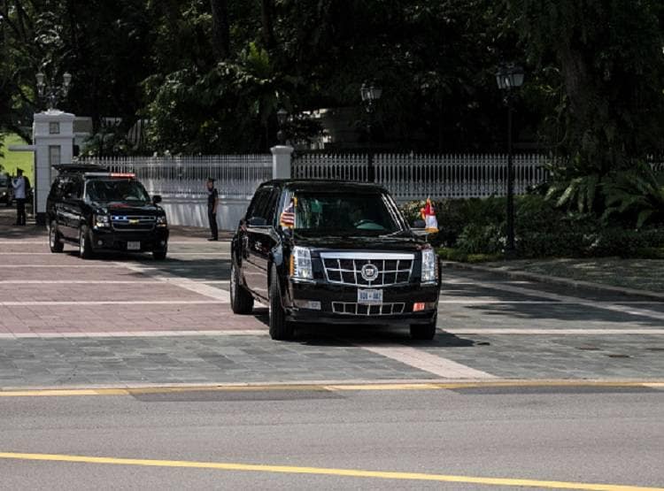 ये है दुनिया के सबसे ताकतवर नेता की कार, जानिये गाड़ी के अंदर के सीक्रेट