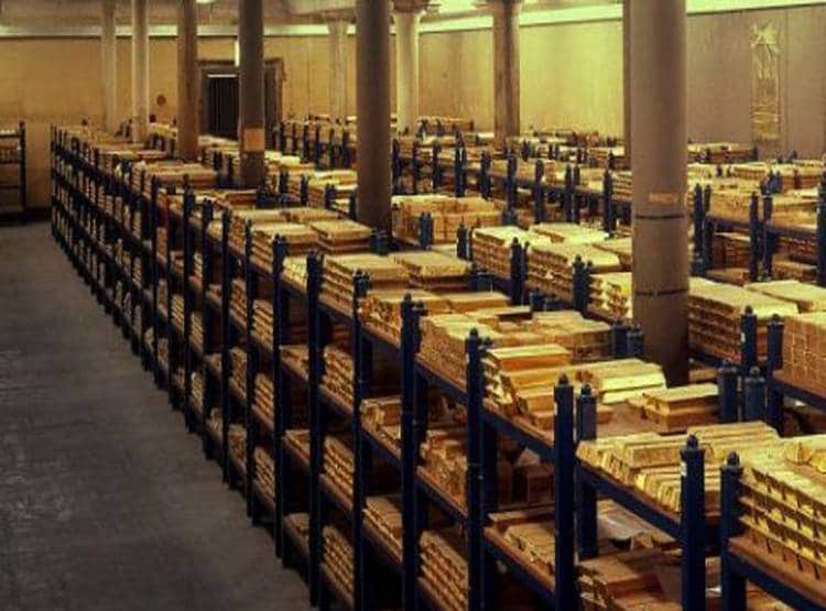 इन 10 देशों के पास सबसे ज्यादा सोने का भंडार, जानें किस नंबर पर है भारत