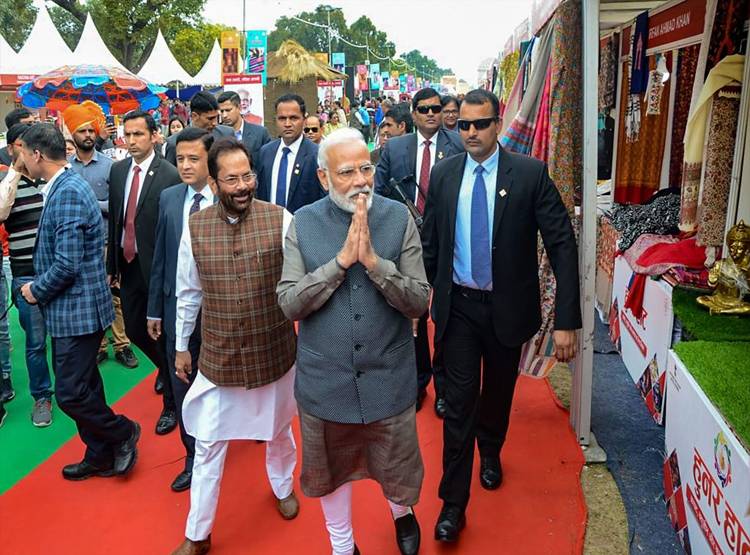 जिस दुकान पर PM मोदी ने खाई लिट्टी, उसका धंधा हो गया चोखा