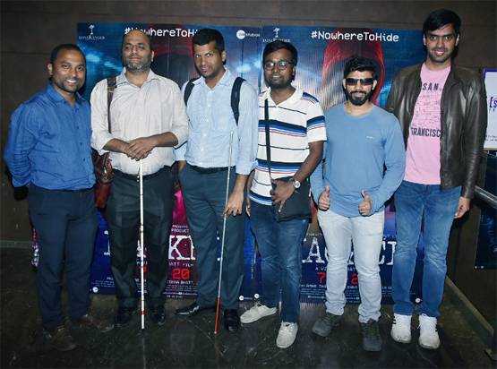 हैक्ड स्क्रीनिंग में बॉयफ्रेंड संग नजर आईं हिना खान, पहुंचे ये पॉपुलर स्टार्स