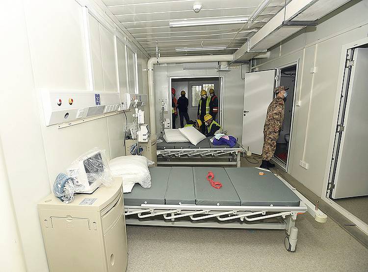 कोरोना वायरसः चीन ने 10 दिन में बना दिया 1000 बेड का अस्पताल