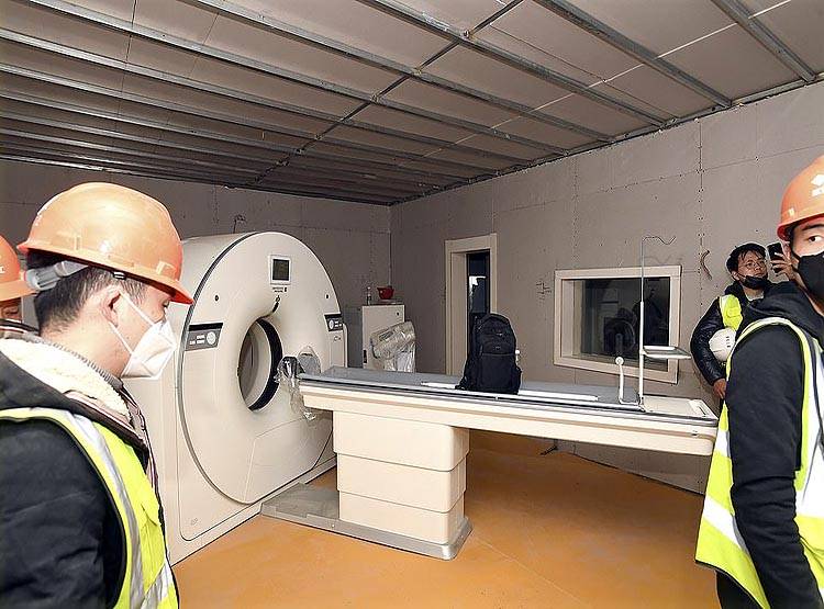 कोरोना वायरसः चीन ने 10 दिन में बना दिया 1000 बेड का अस्पताल