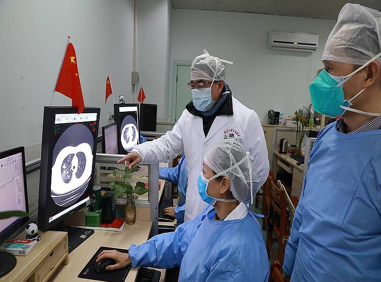 1 दिन में Corona से 4800 लोग बीमार, चीन को  नहीं पता वुहान में कितने संक्रमित