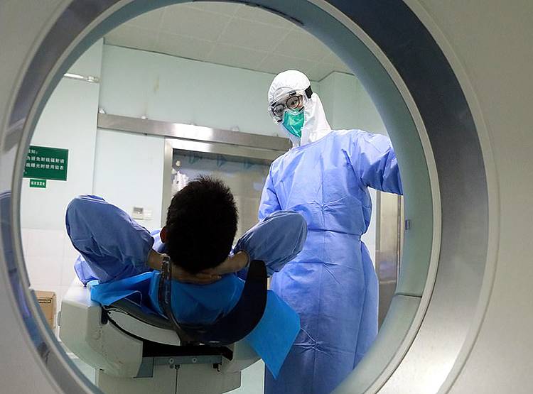 कोरोना वायरसः चीन ने 10 दिन में बना दिया 1000 बेड का अस्पताल