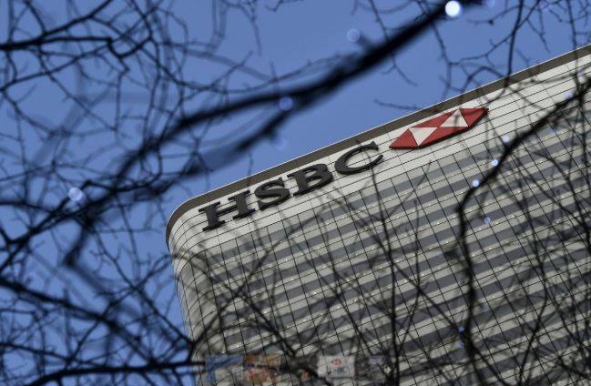 कोरोना वायरस से जाने लगीं नौकरियां, इस बैंक से निकाले जाएंगे 35000 कर्मचारी